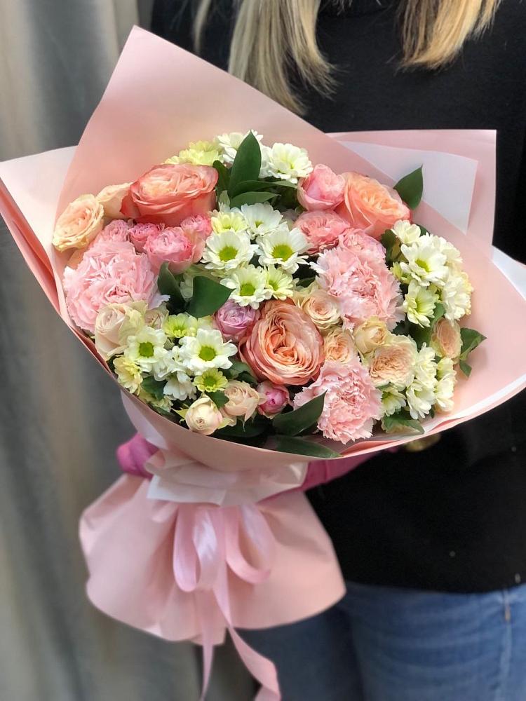 Букет цветов из: Гвоздики, Розы и Хризантемы в Белом Яре Томской области