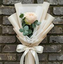 Букет цветов из:  Розы в Белом Яре Томской области