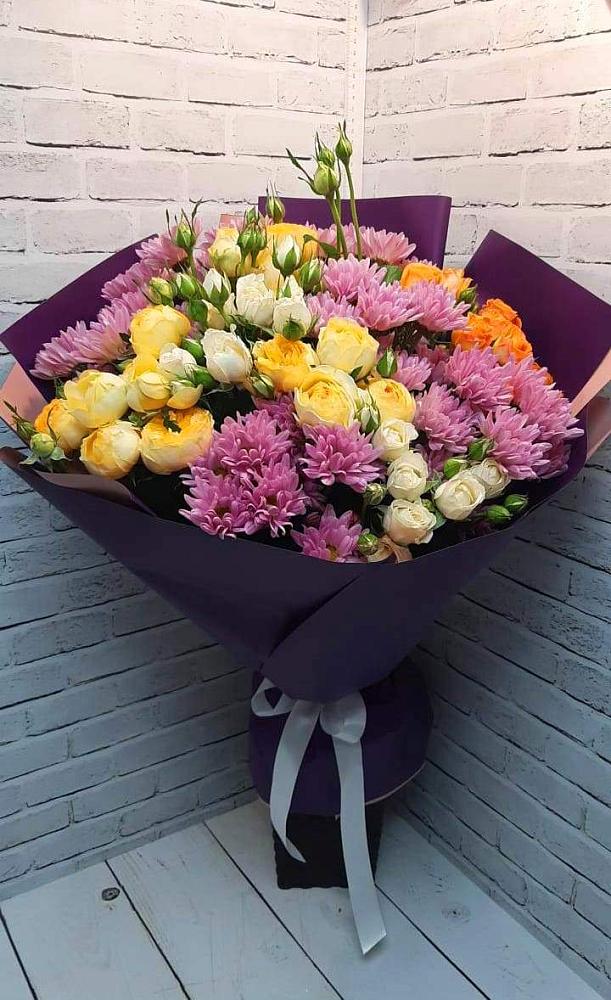 Букет цветов из: Хризантемы и Розы в Белом Яре Томской области