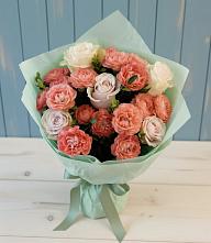 Букет цветов из:  Розы в Белом Яре Томской области