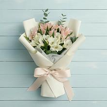 Букет цветов из:  Альстромерии в Белом Яре Томской области