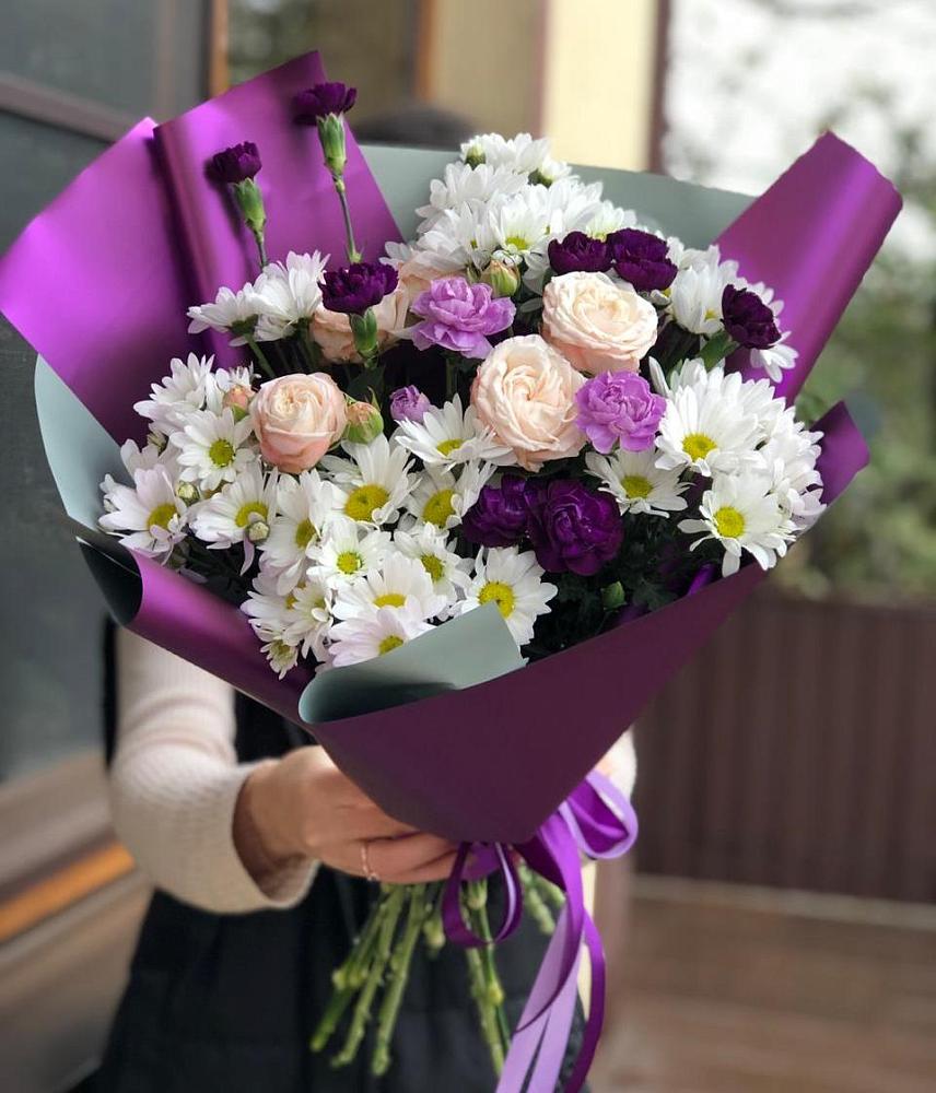 Букет цветов из: Хризантемы, Гвоздики и Розы в Белом Яре Томской области