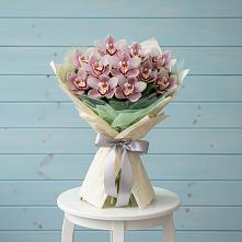 Букет цветов из:  Орхидеи и Розы #REPLACE_PRED# Белом Яре Томской области