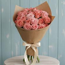 Букет цветов из:  Розы в Белом Яре Томской области