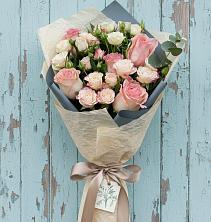 Букет цветов из:  Розы в Белом Яре Томской области