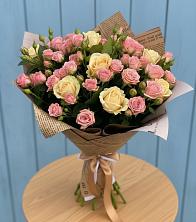 Букет цветов из:  Розы в Белом Яре Томской области