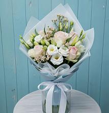 Букет цветов из:  Розы и Лизиантусы в Белом Яре Томской области