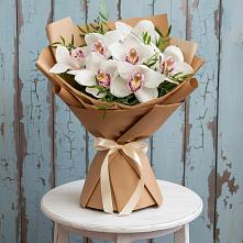 Букет цветов из:  Орхидеи и Розы в Белом Яре Томской области